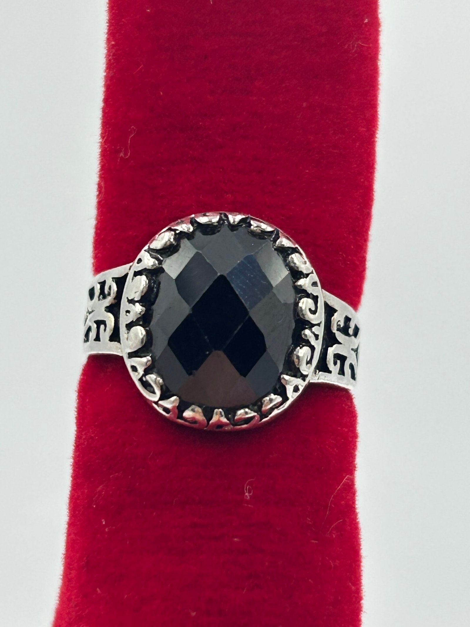 خاتم فضة محلي(مقاس صغير)