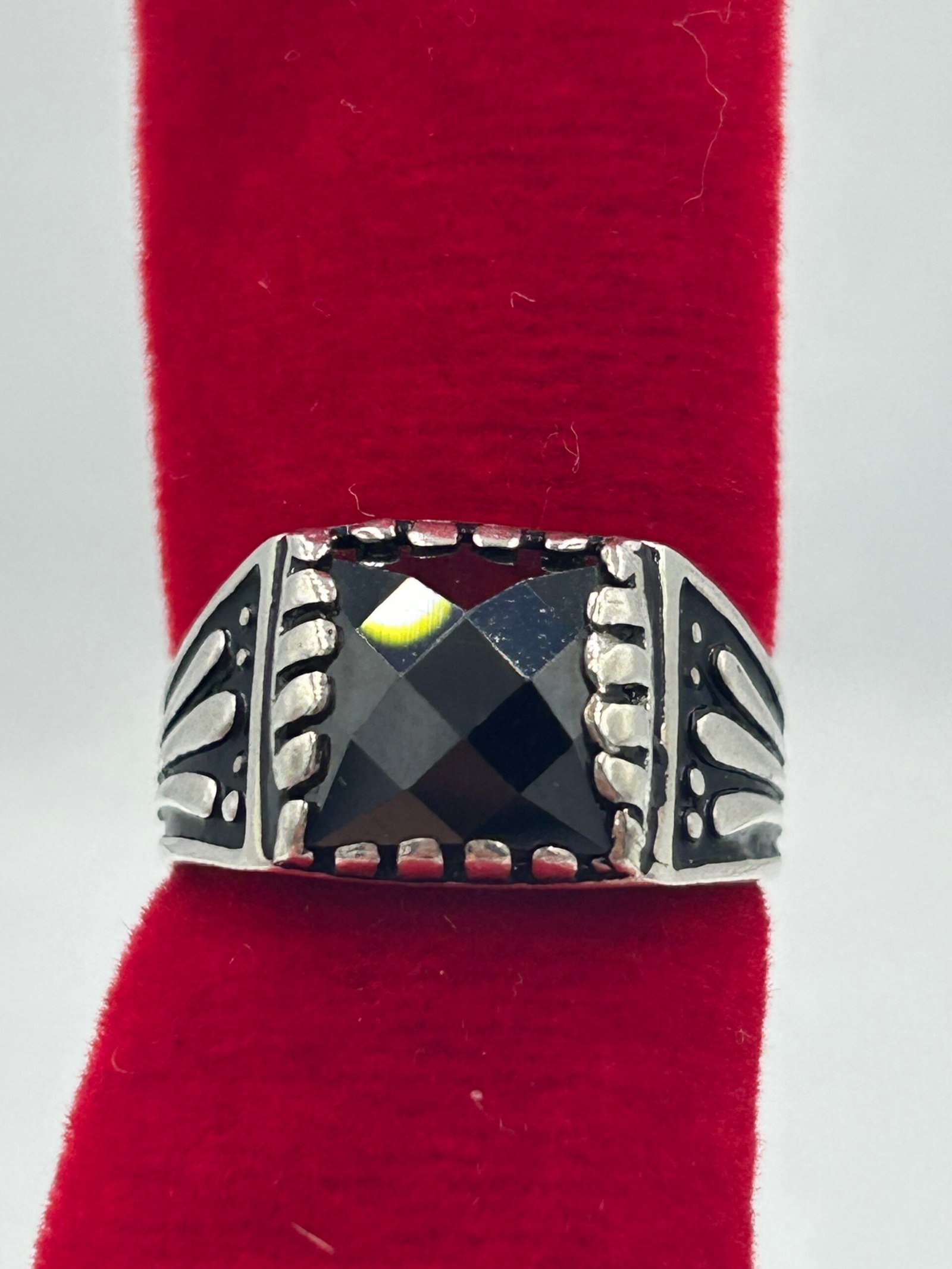 خاتم فضة محلي(مقاس صغير)