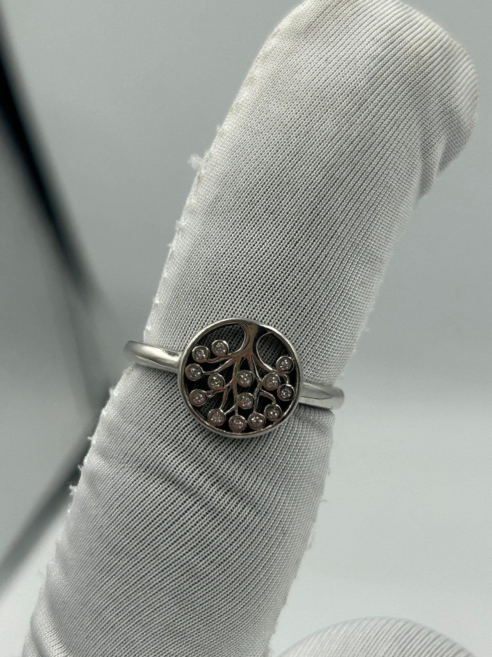 خاتم فضة نسائي