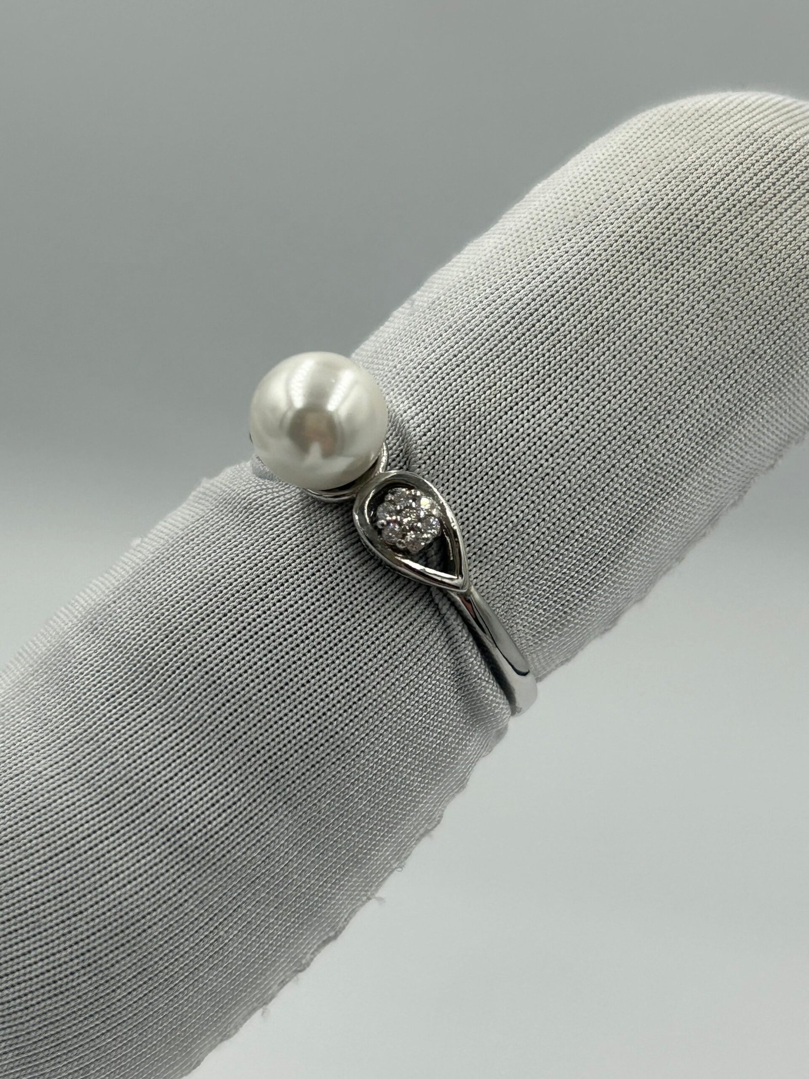 خاتم فضة نسائي