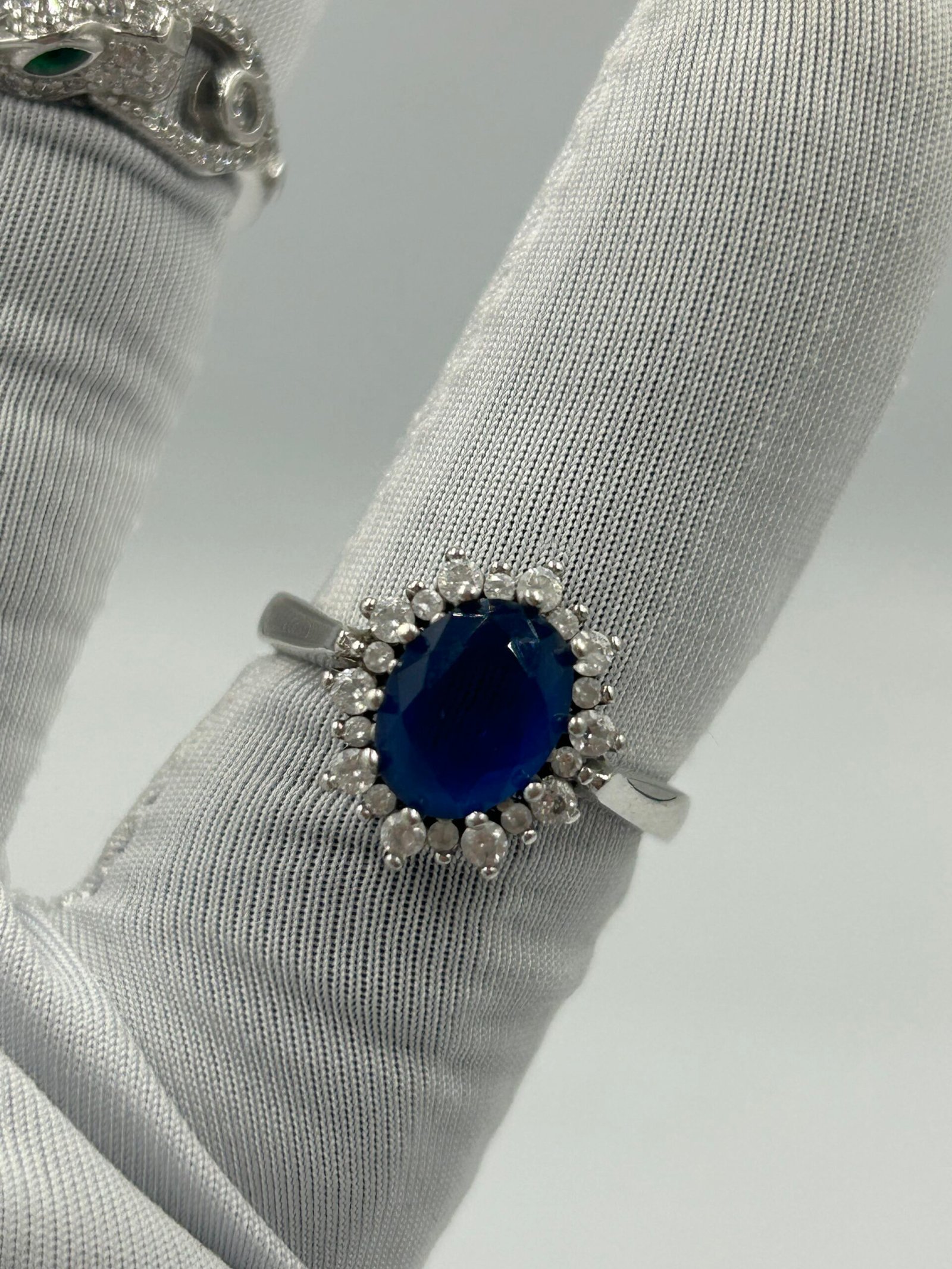 خاتم فضة نسائي