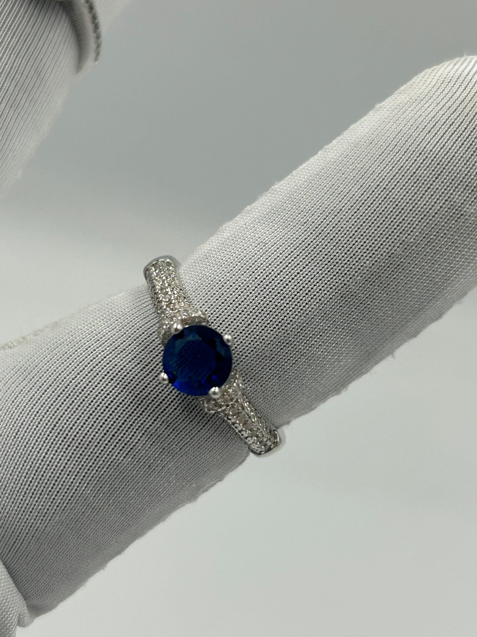 خاتم فضة نسائي