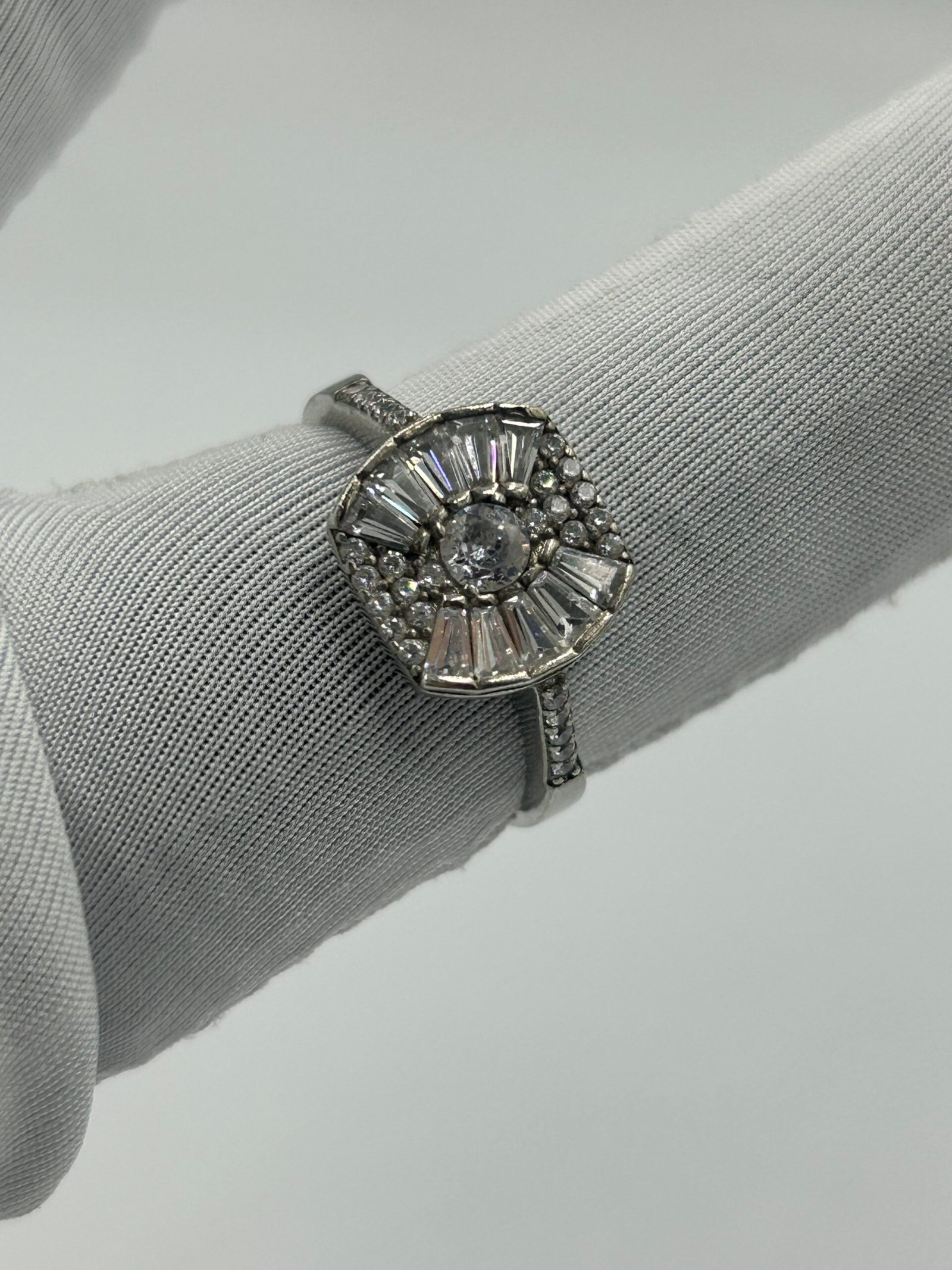 خاتم فضة نسائي