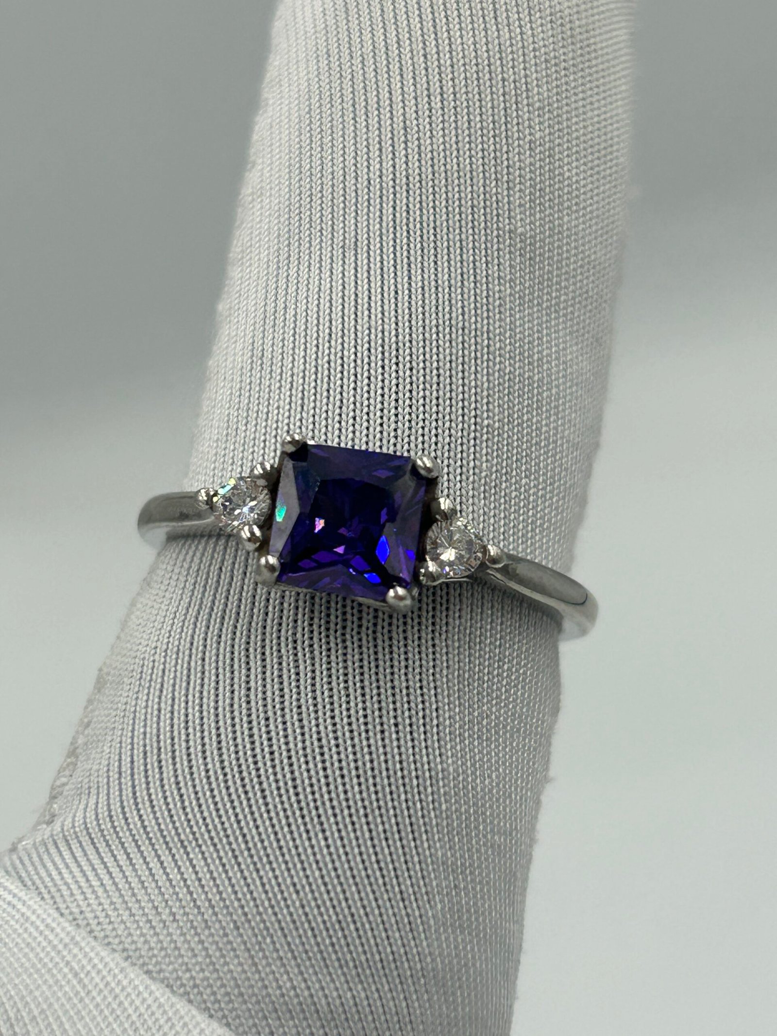 خاتم فضة نسائي