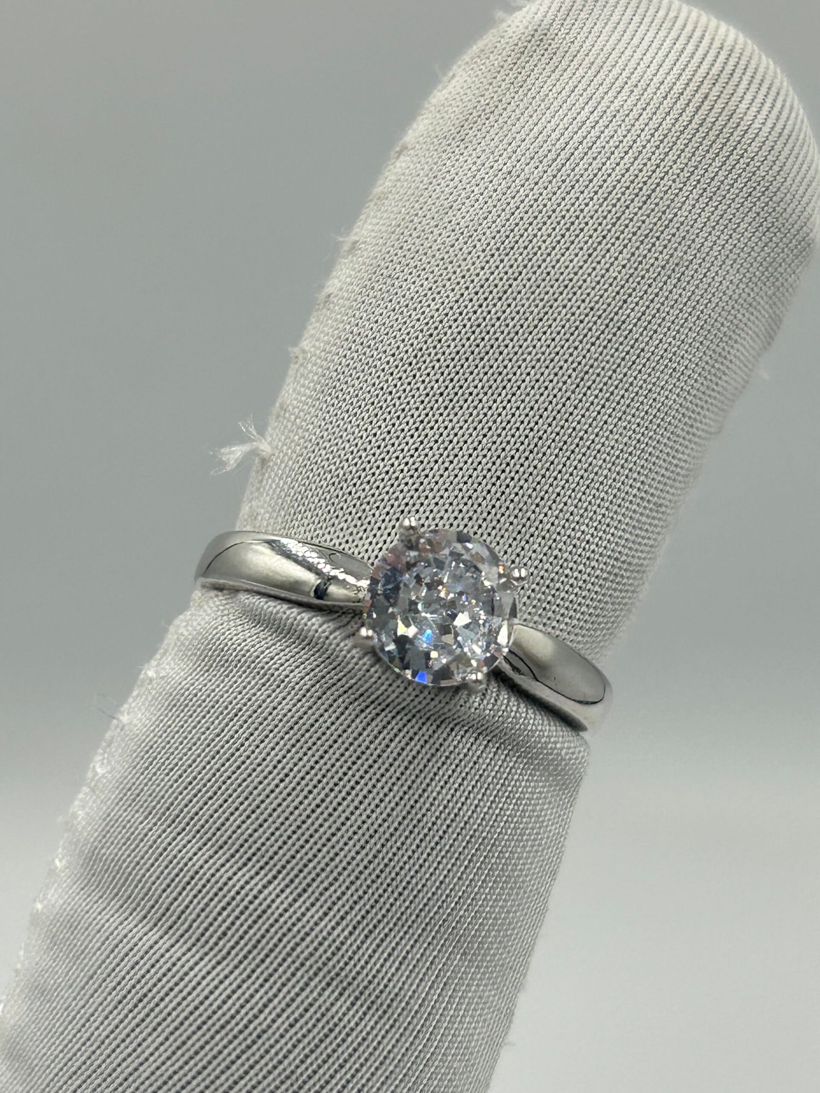 خاتم فضة نسائي