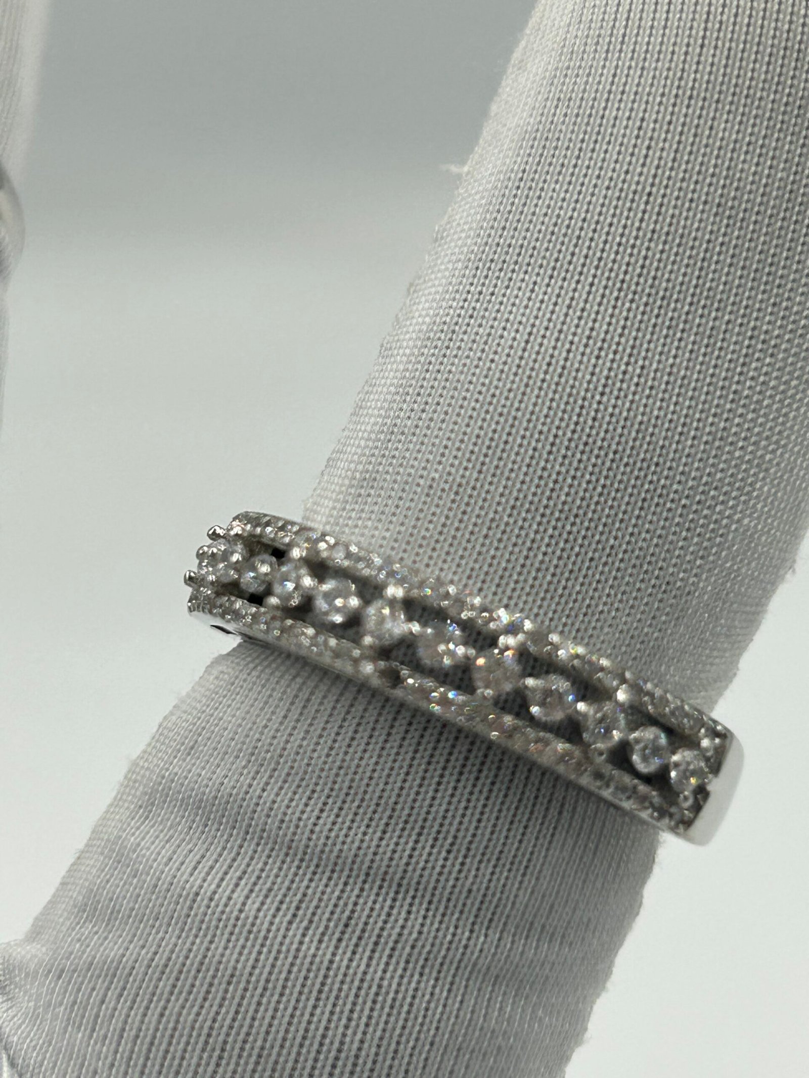 خاتم فضة نسائي