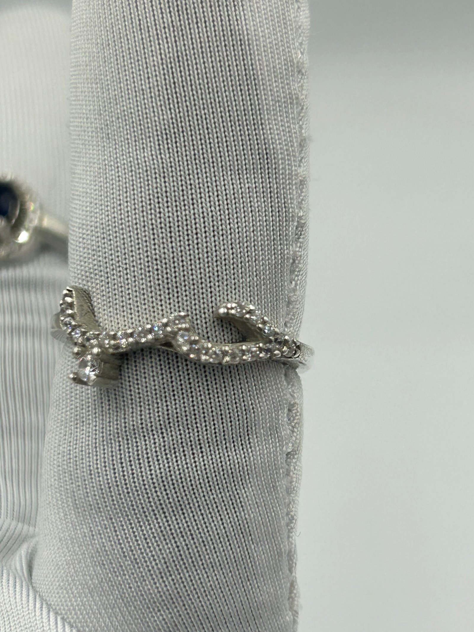 خاتم فضة نسائي