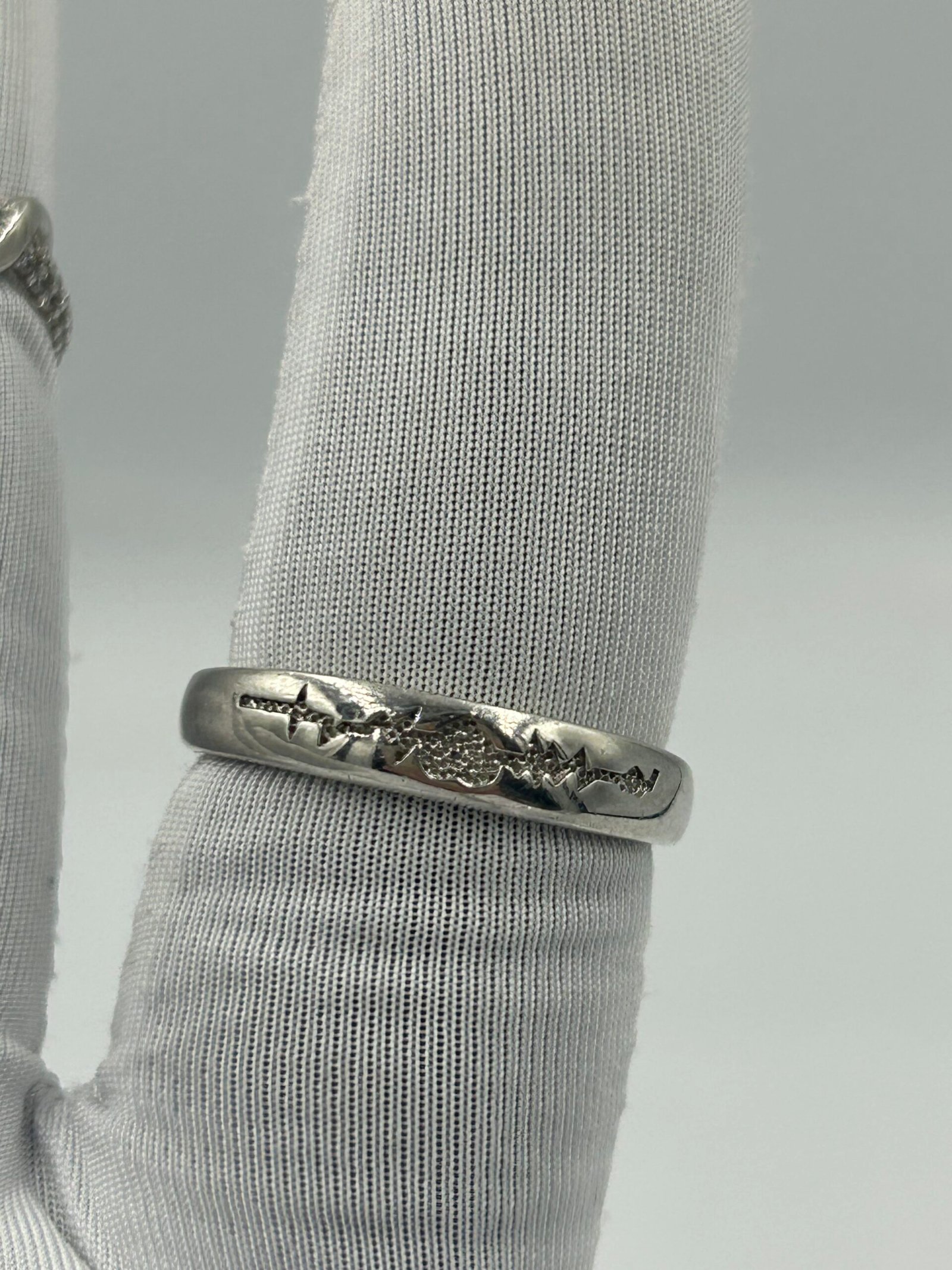 خاتم فضة نسائي