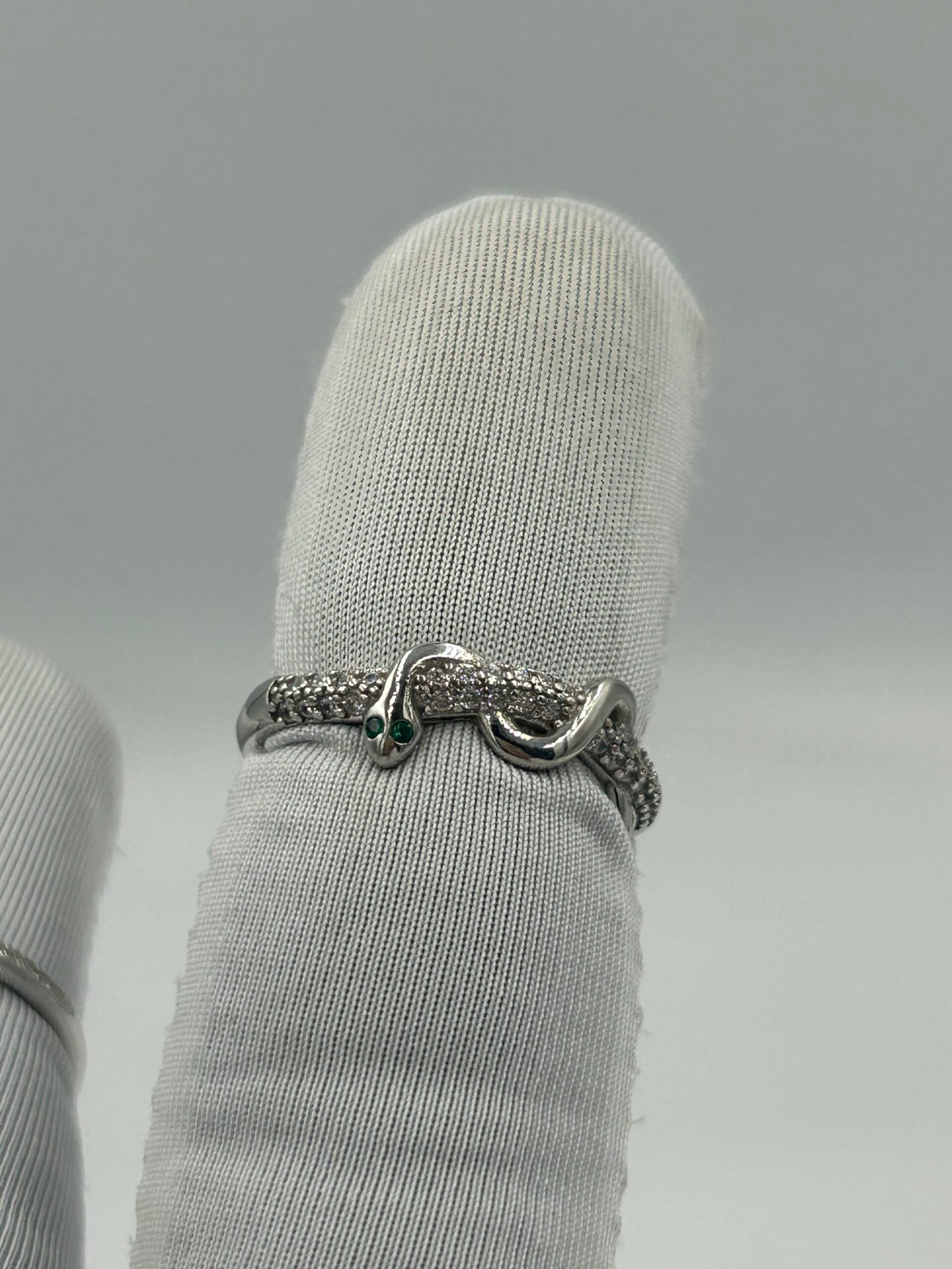 خاتم فضة نسائي