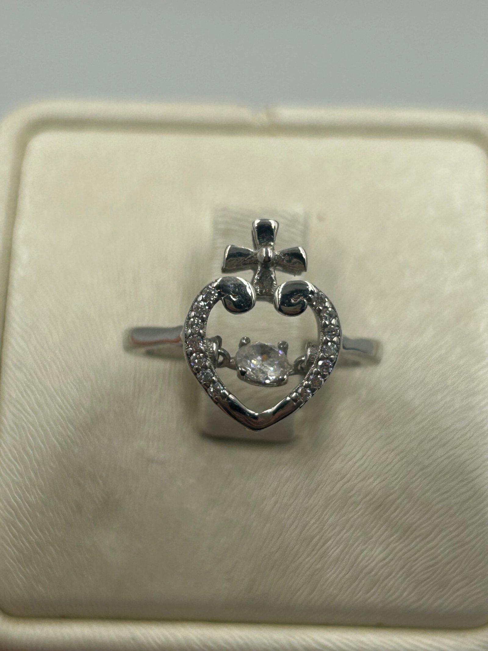 خاتم خطوبة نسائي