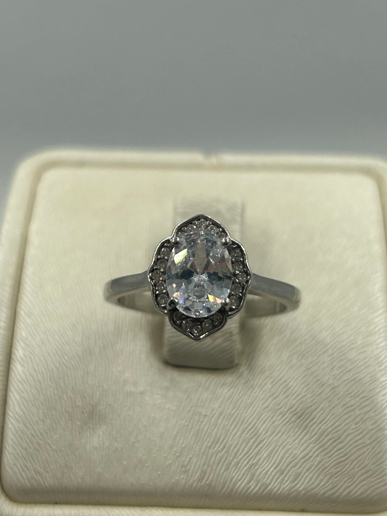 خاتم خطوبة نسائي