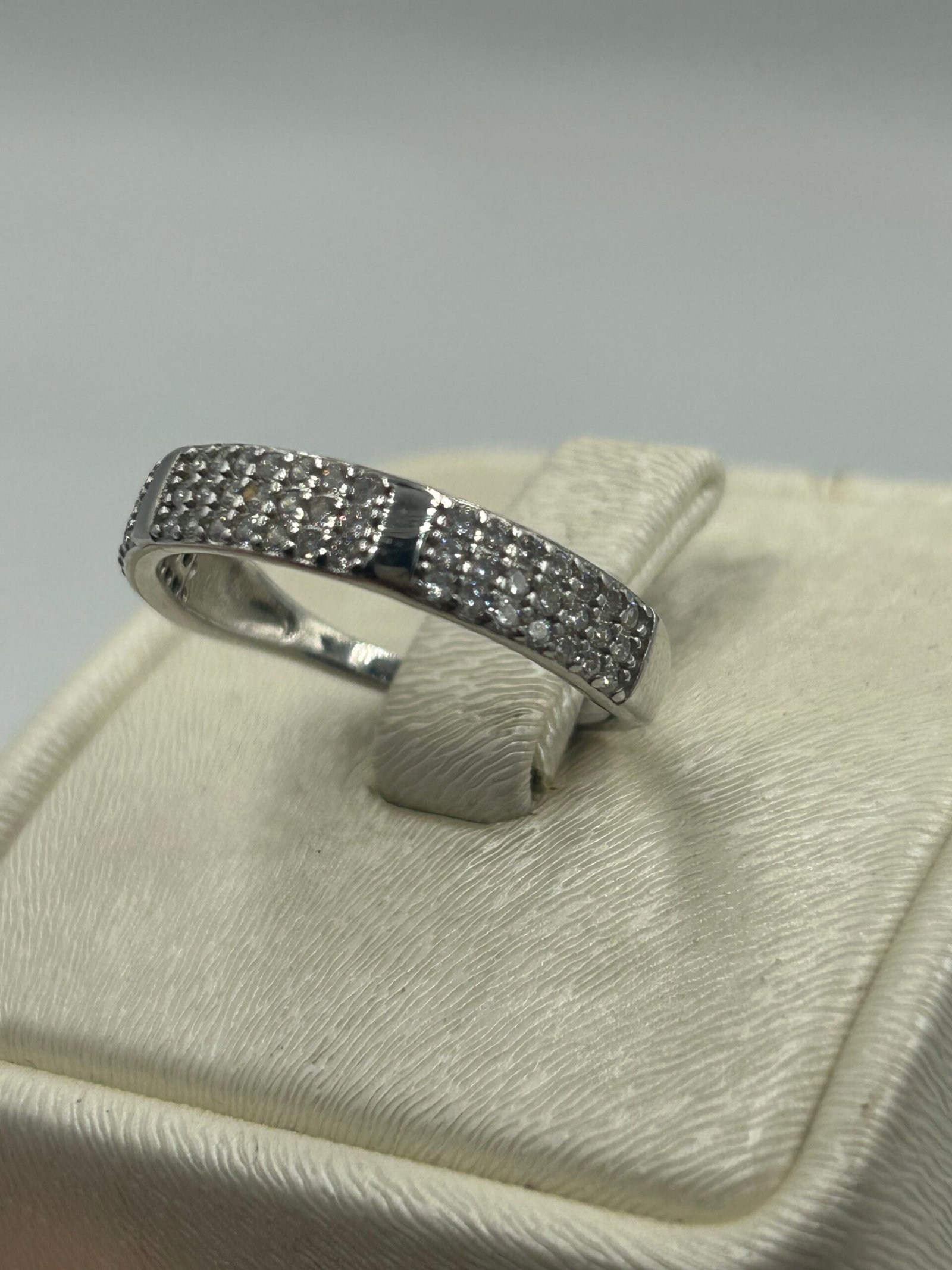 خاتم خطوبة نسائي